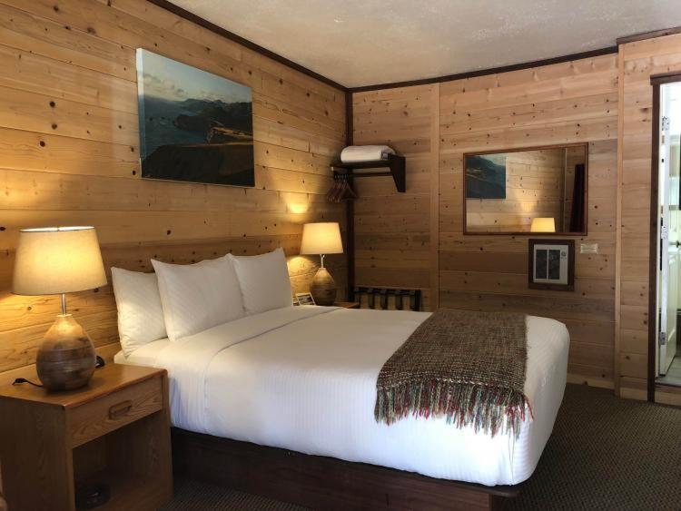 Big Sur River Inn חדר תמונה